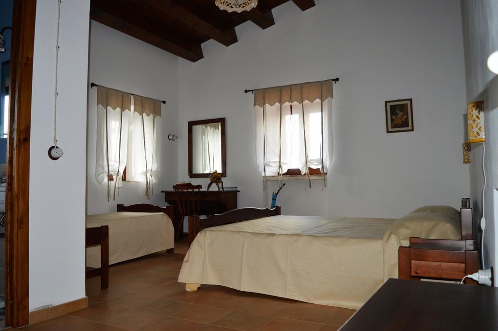 Pettineo Agriturismo Pattinaヴィラ エクステリア 写真